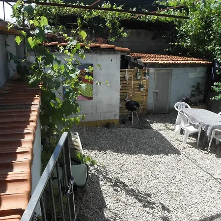 Casa Rocas كاستانهيرا دي بيرا